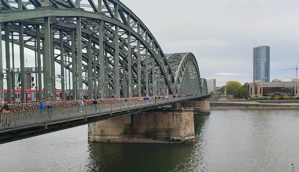 pronalazak stana u Kölnu